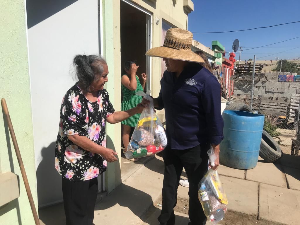 Beneficia Dif Municipal Y Mercado El Mayorista A M S De Familias