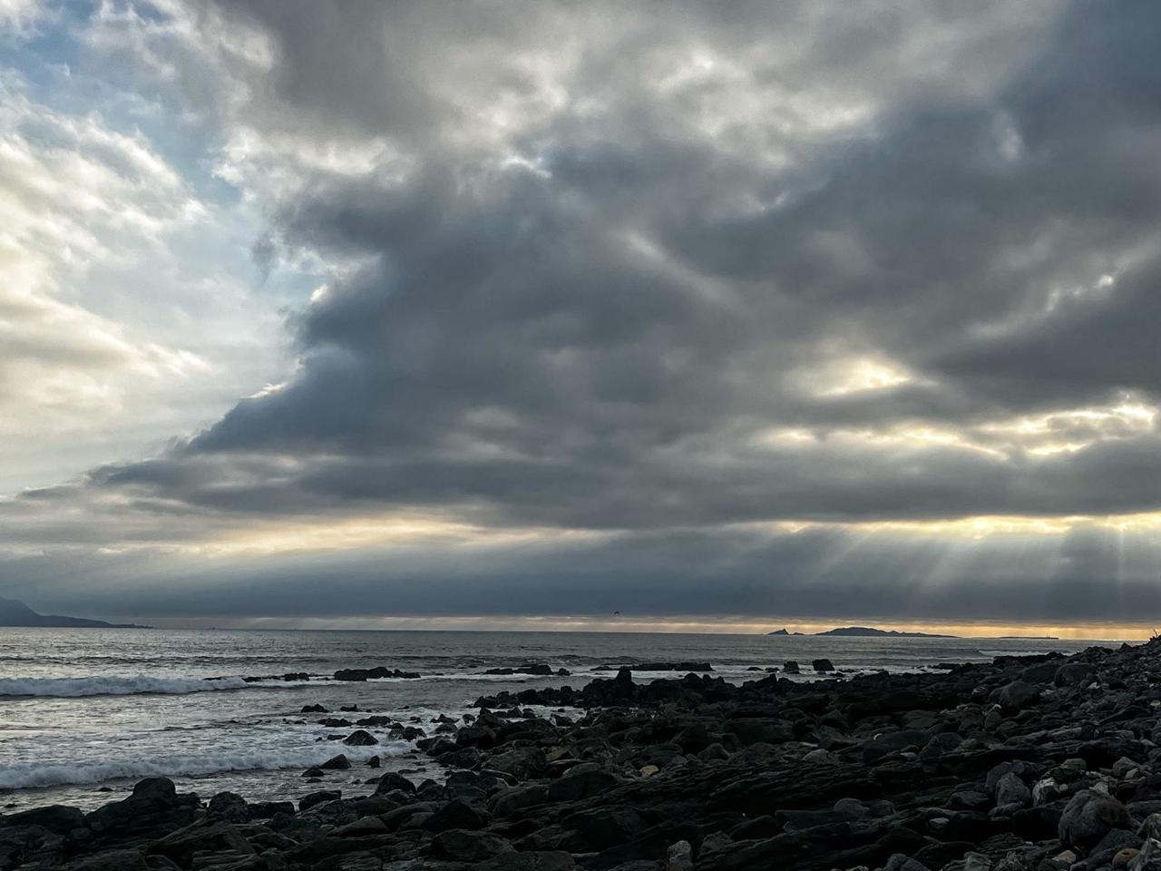 Lluvias aisladas para este lunes clima cálido para el resto de la