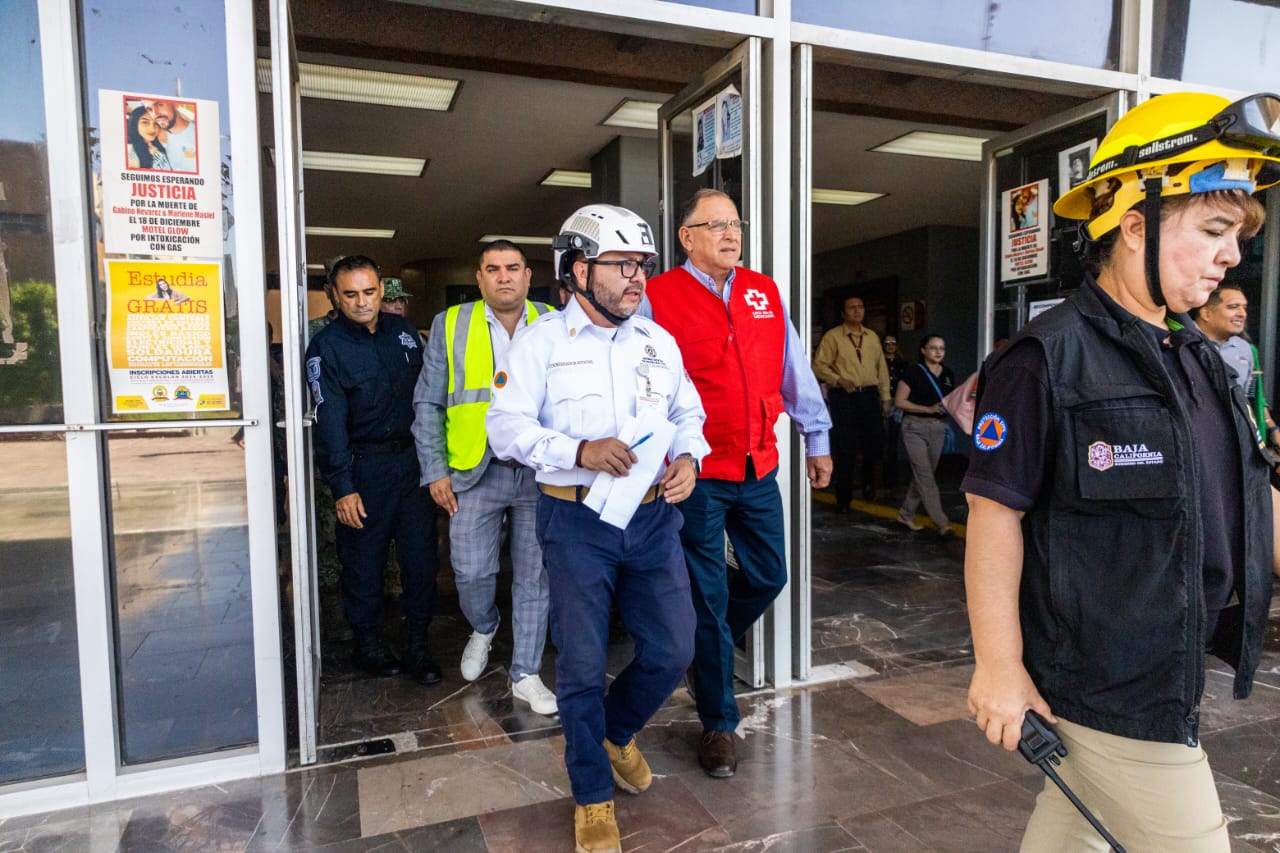 Rompe Baja California récord de participación en Macrosimulacro