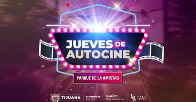 Jueves de autocine en parque de la amistad