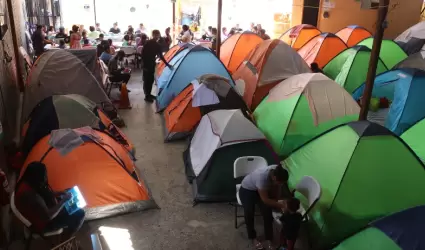 Casas de campana de migrantes