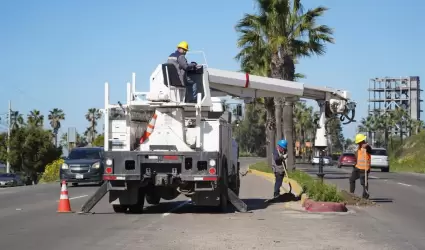 Trabajos de ordenamiento urbano corredor turstico