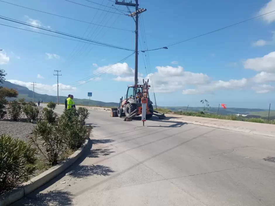 Acueducto Flujo Inverso en el bulevar Garca