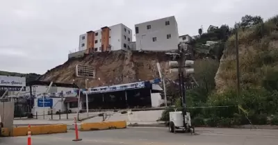 Edificio a punto de colapso en La Sierra