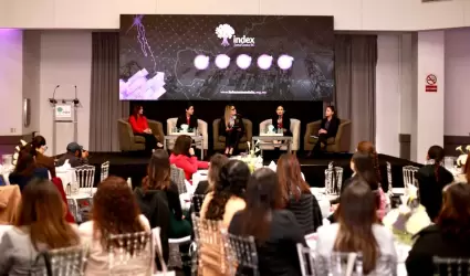 Mujeres lderes en la industria de manufactura