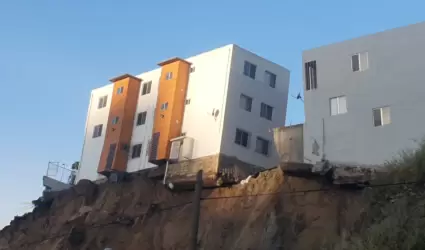 Edificio de ladera La Sierra