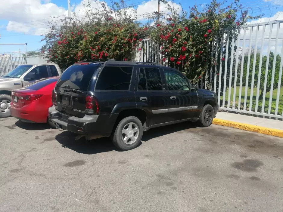 Ladrones de autopartes y vehculos