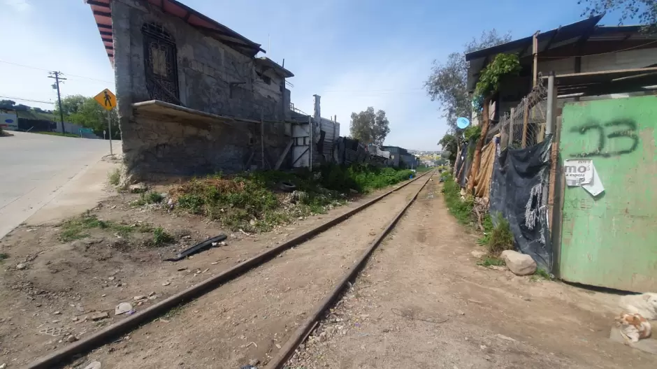 Se incendia casa rodante y muere nio