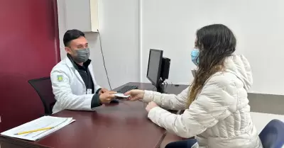 Ofrecen pruebas de embarazo gratuitas