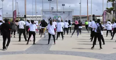 Participan ms de 100 personas en clase fitness en TJ