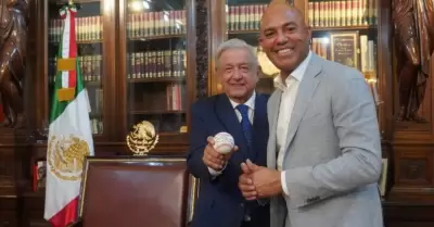 Andrs Manuel Lpez Obrador, Presidente de Mxico y Mariano Rivera, leyenda de l