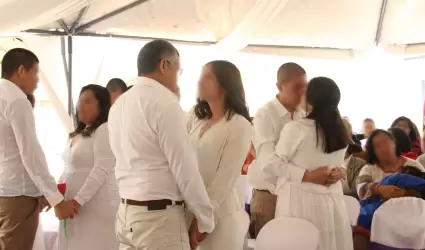Bodas colectivas en Ensenada