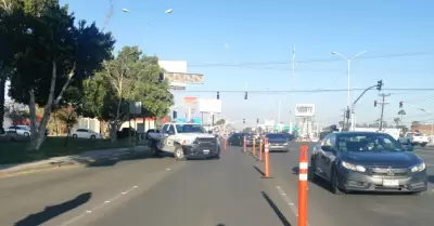 Posible ca�da de espectacular en Mexicali
