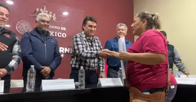 Ttulos gratuitos a los pobladores de Maclovio Rojas