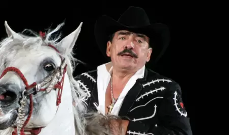 Joan Sebastian naci� el 8 de abril de 1951.