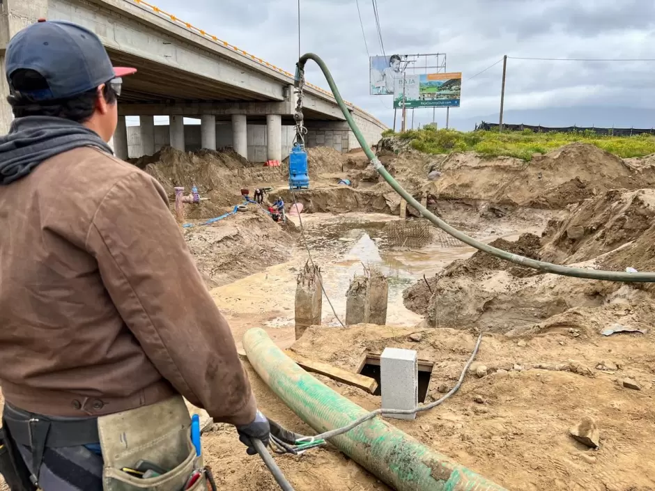 Interconexin de emisor de aguas residuales