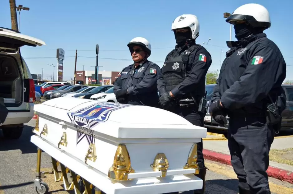El agente de polic�a municipal perdi� la vida a causa de enfermedad, se entreg� durante 32 a�os a proteger y servir a Mexicali