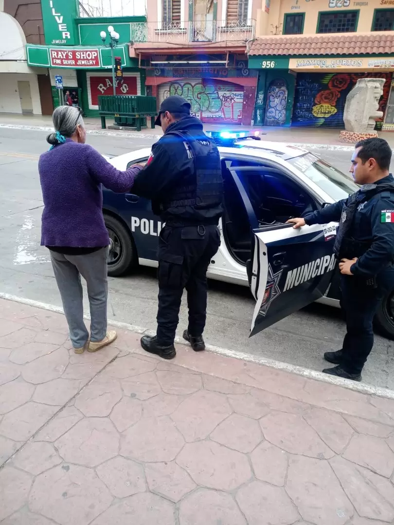 Mujer de la tercera edad