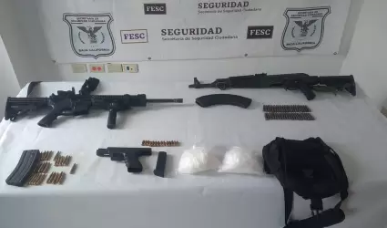 Cinco detenidos con armas y metanfetamina