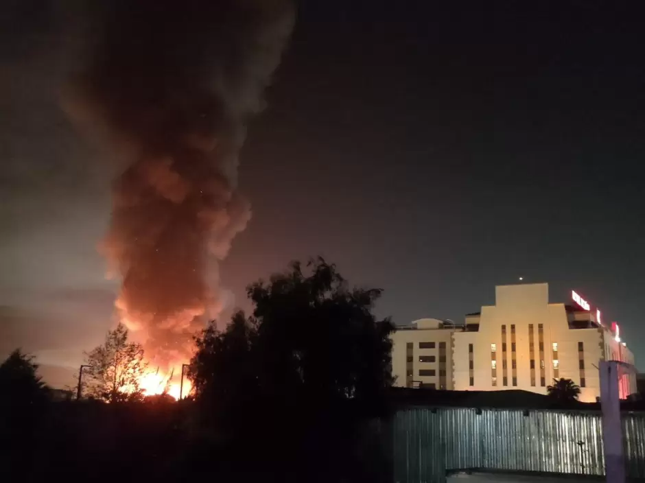 Incendio en mueblera La Malinche