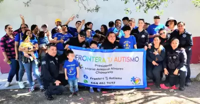 Nios de la asociacin "Frontera Tj Autismo"