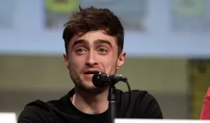 Daniel Radcliffe y Erin Darke se conocieron en 2012.