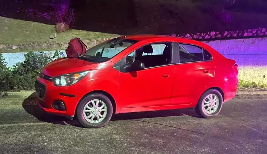 Conductor de plataforma detenido con un arma