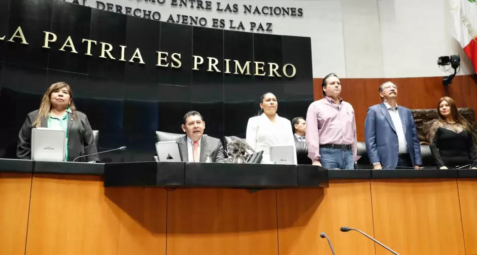 Qued� instalada la Comisi�n Permanente del Congreso de la Uni�n