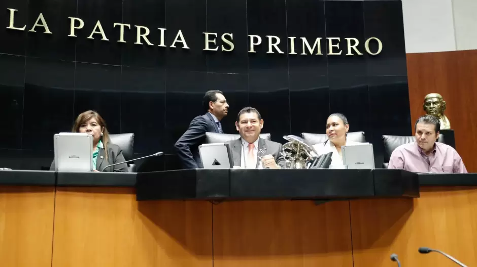 Qued� instalada la Comisi�n Permanente del Congreso de la Uni�n