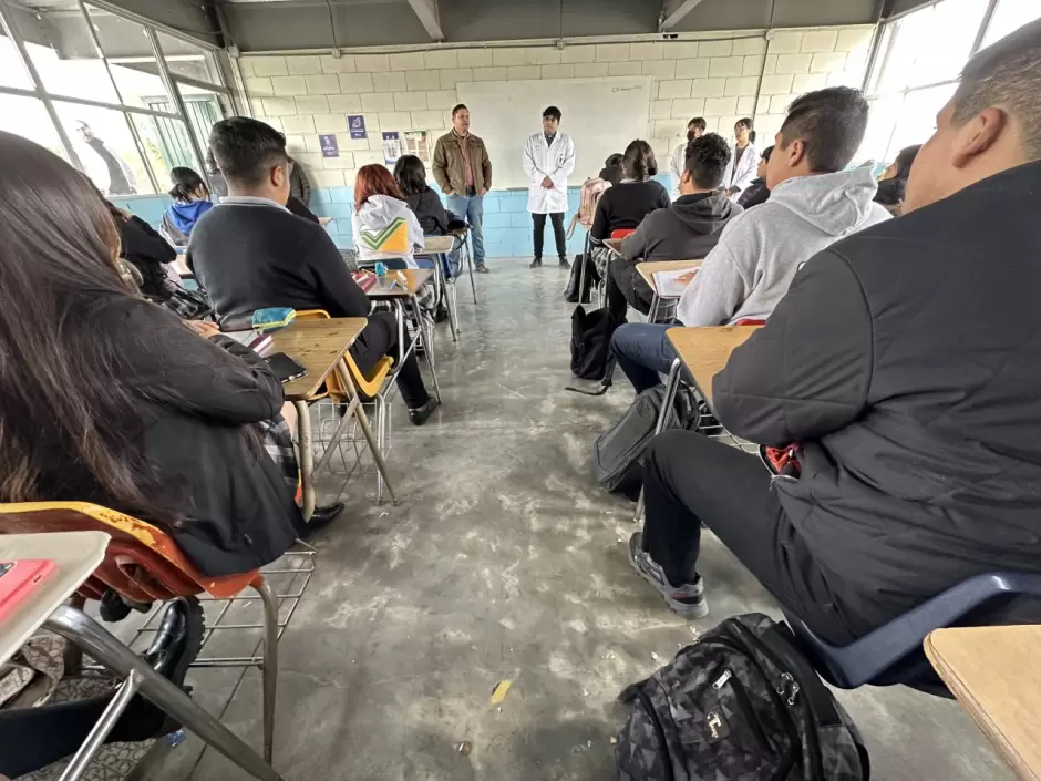 terapia de posvencin a estudiantes del plantel Jos Vasconcelos