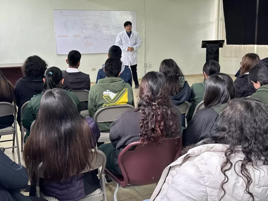 terapia de posvencin a estudiantes del plantel Jos Vasconcelos