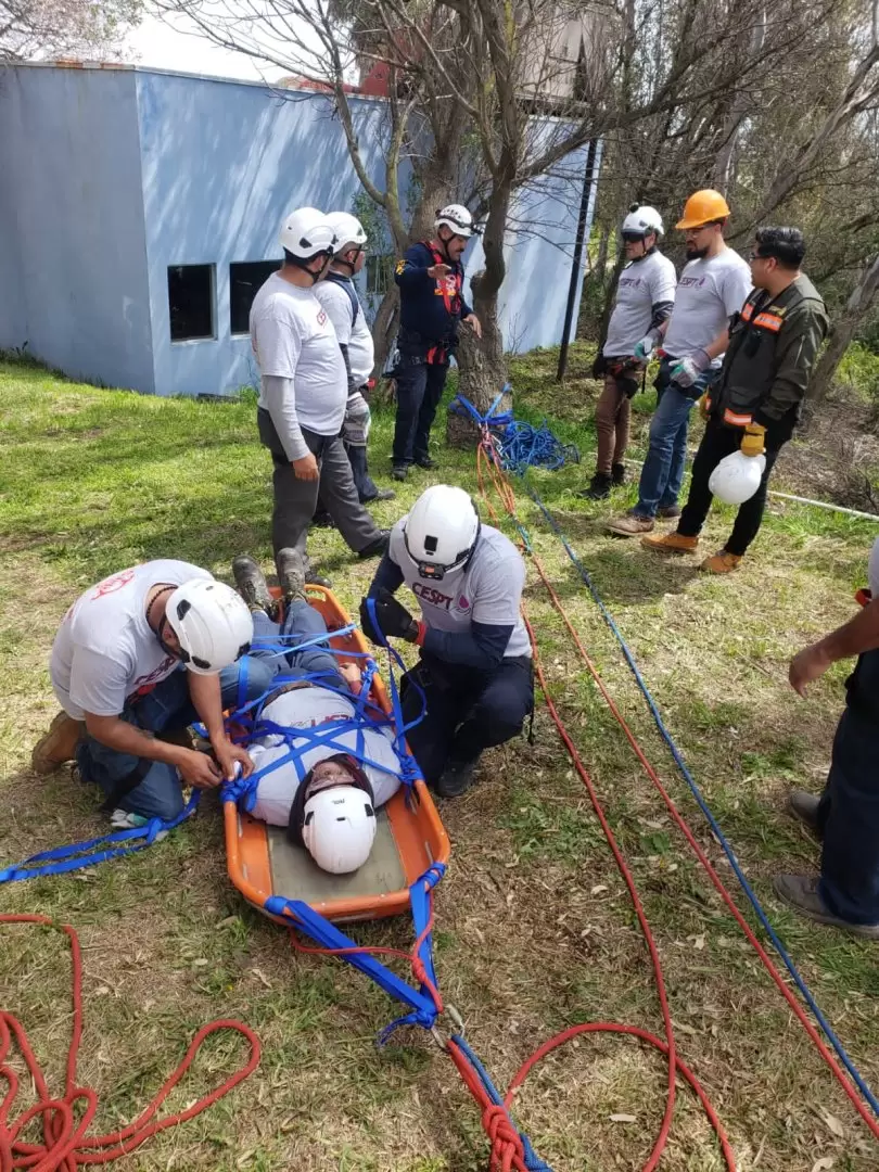 Rescate con Cuerdas