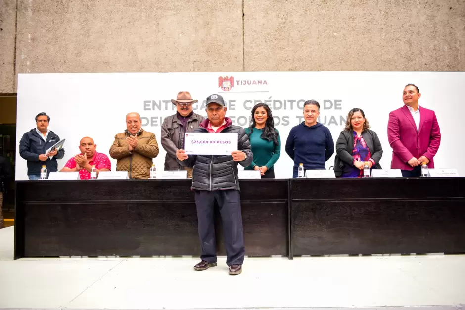 Entrega de crditos a emprendedores