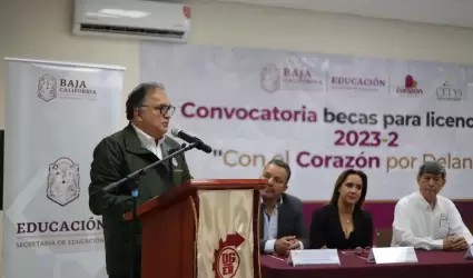 Becas para licenciatura 2023-2