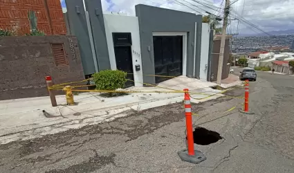 Socavn en Lomas de Agua Caliente