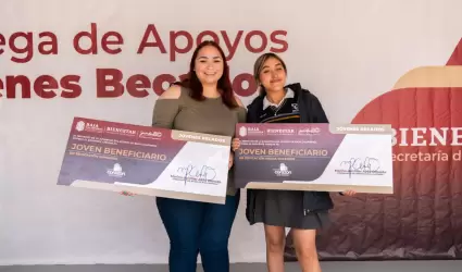 Becas a estudiantes de Ensenada