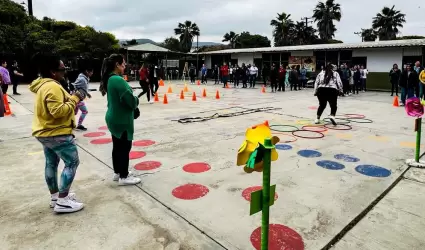 Da de las Madres con jornada de activacin fsica en la Primaria Juan Escutia