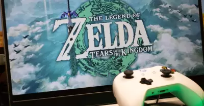 La leyenda de Zelda: Lgrimas del juego del Reino en la pantalla del porttil, a