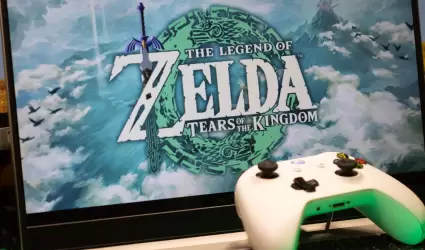 La leyenda de Zelda: Lgrimas del juego del Reino en la pantalla del porttil, a