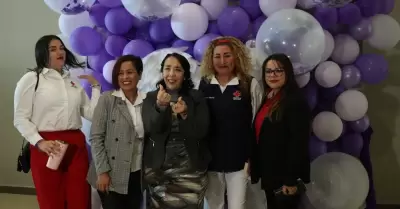 PRIMER ENCUENTRO DE MUJERES POR LA PAZ Y LA SEGURIDAD #ENTRETODASPODEMOS