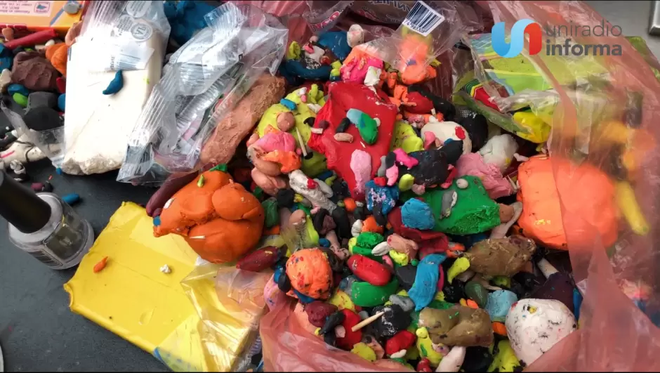 Escultor sorprende con obras en plastilina que realiza en tan solo 8 minutos