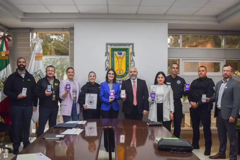 Botn de Emergencia en la comunidad estudiantil de la UABC