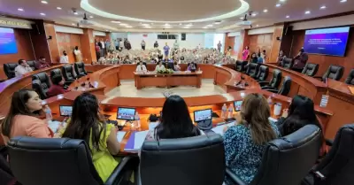 Congreso placa conmemorativa de mujeres pioneras