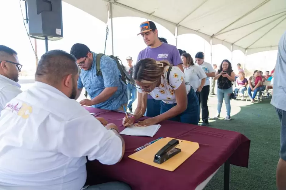 Beca "JOBEC" a estudiantes de San Felipe