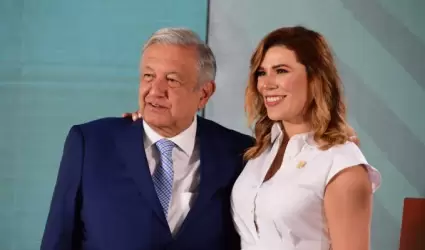 AMLO y Marina del Pilar