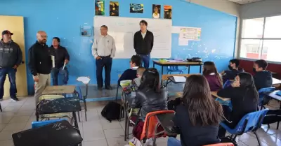 Tiende Secretar�a de Educaci�n necesidades de seis escuelas en Isla de Cedros
