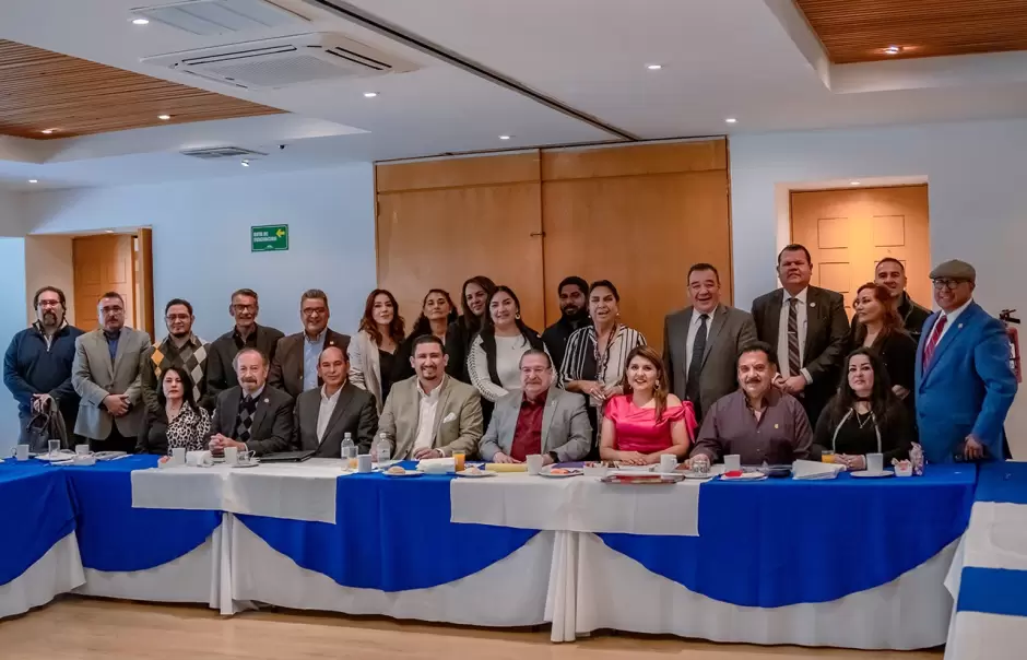 Reunin con integrantes del Colegio de Abogados Constitucionalistas de Tijuana