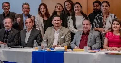 Reunin con integrantes del Colegio de Abogados Constitucionalistas de Tijuana