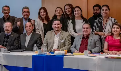 Reunin con integrantes del Colegio de Abogados Constitucionalistas de Tijuana