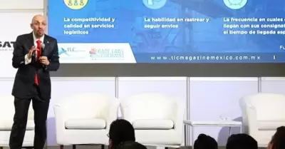Dr. Octavio de la Torre de St�ffano, presidente del corporativo TLC Asociados